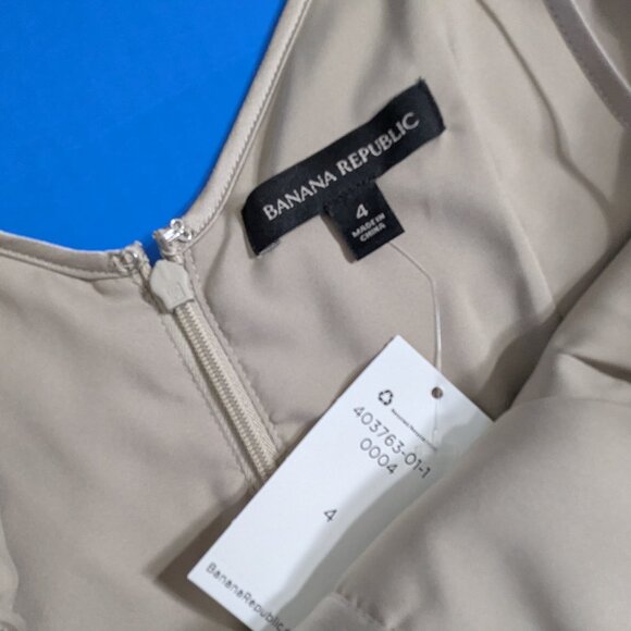 NWT Banana Republic Silk Dress Size 4 - Picture 6 of 9